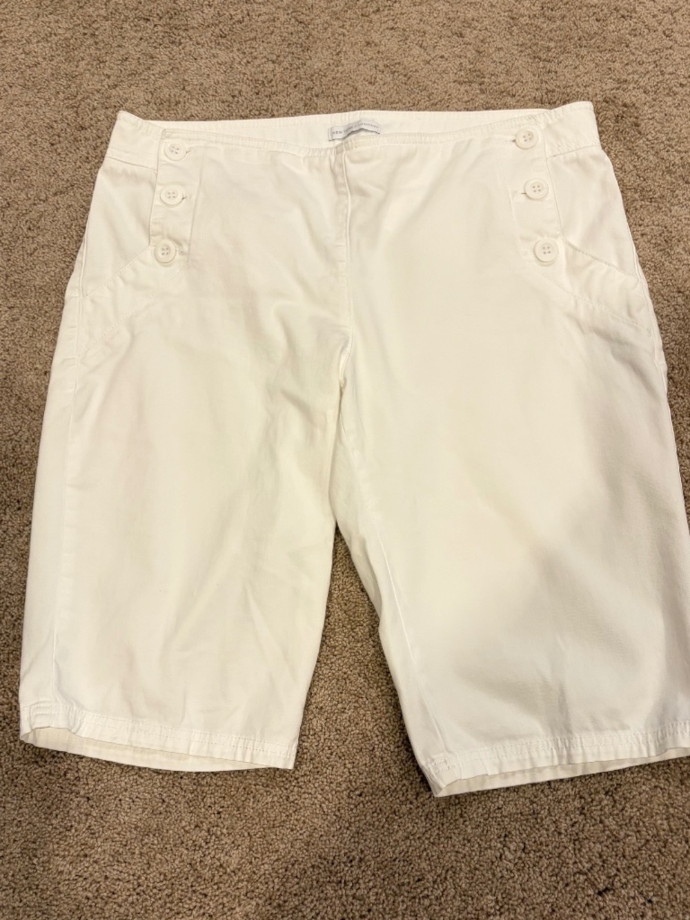 New York & company size 8 color white